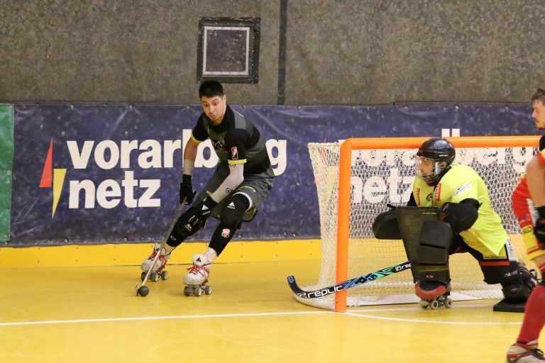 Doppelter Triumph für Dornbirns Rollhockey-Teams: Dornbirn nutzte seine Chancen und feiert den verdienten Sieg.