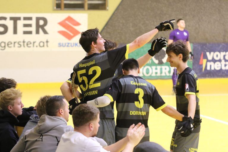 Doppelter Triumph für Dornbirns Rollhockey-Teams: So sehen Sieger aus.