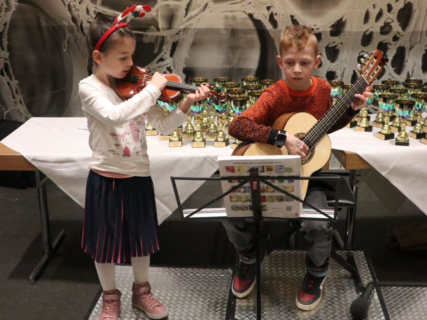 Stimmungsvolle Weihnachtsfeier der Dornbirner Judokas: Die kleinen Musikerinnen und Musiker begeisterten das Publikum.
