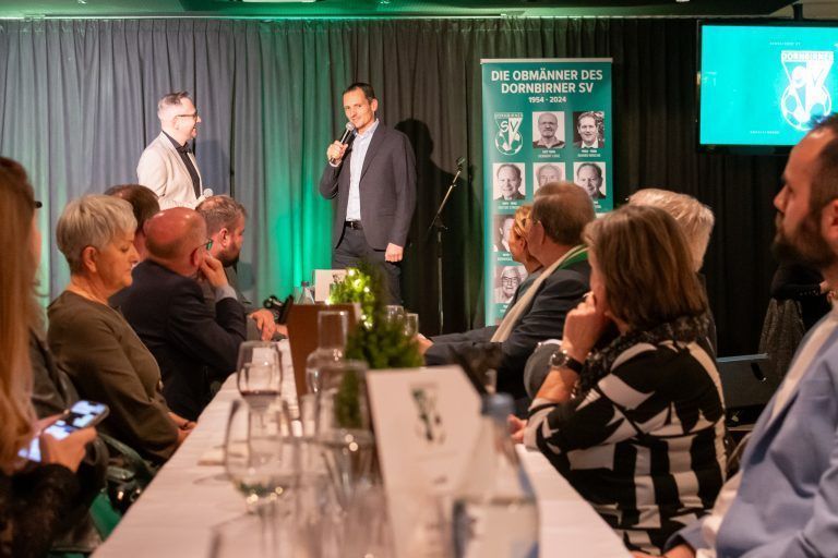 70 Jahre Dornbirner SV und Begeisterung für den Fußball: Sportstadtrat und Vizebürgermeister Julian Fässler lobte das Engagement des Vereins.