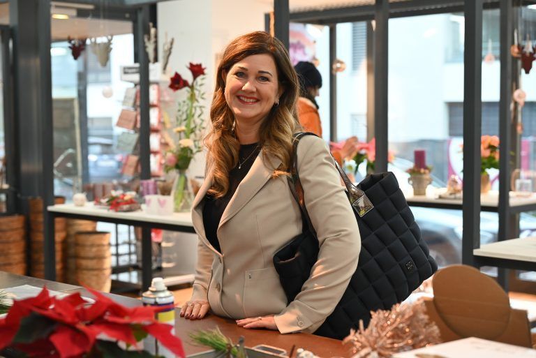 Gärtnereischließung hinterlässt Lücke im Ort: Manuela Pretterhofer schätzte die floralen Arrangements so sehr, dass sie wöchentlich von Feldkirch zu ihr nach Lustenau kam.