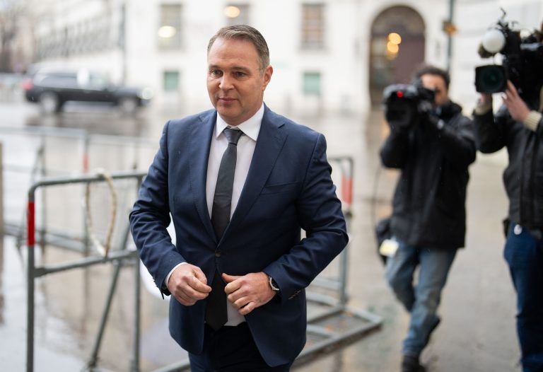 ABD0041_20241209 – WIEN – STERREICH: SP-Chef Andreas Babler am Montag, 09. Dezember 2024, vor einem Gesprch mit dem Bundesprsidenten in der Prsidentschaftskanzlei in Wien. – FOTO: APA/GEORG HOCHMUTH