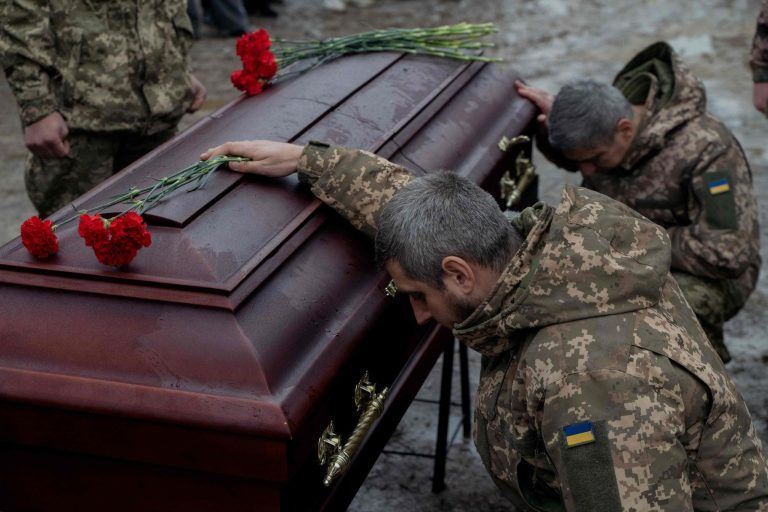 TOPSHOT-UKRAINE-RUSSIA-CONFLICT-WAR