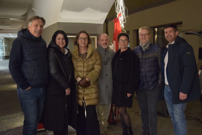 Haushaltswarengeschäft "Küchen Freude", Neueröffnung, Werdenbergerstraße