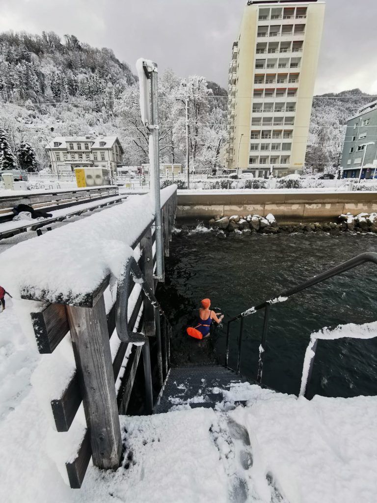 Täglicher Sprung ins Eiskalte am Bodensee