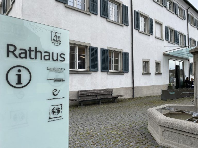 Rathaus und Kaufmannschaft Rankweil