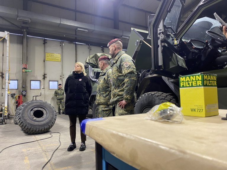 Kosovo Kfor Klaudia Tanner
