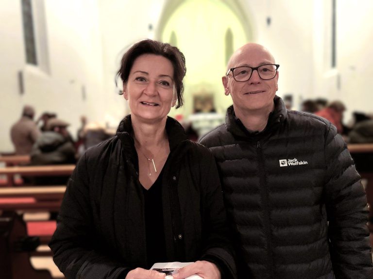 Weihnachtskonzert mit Lesung