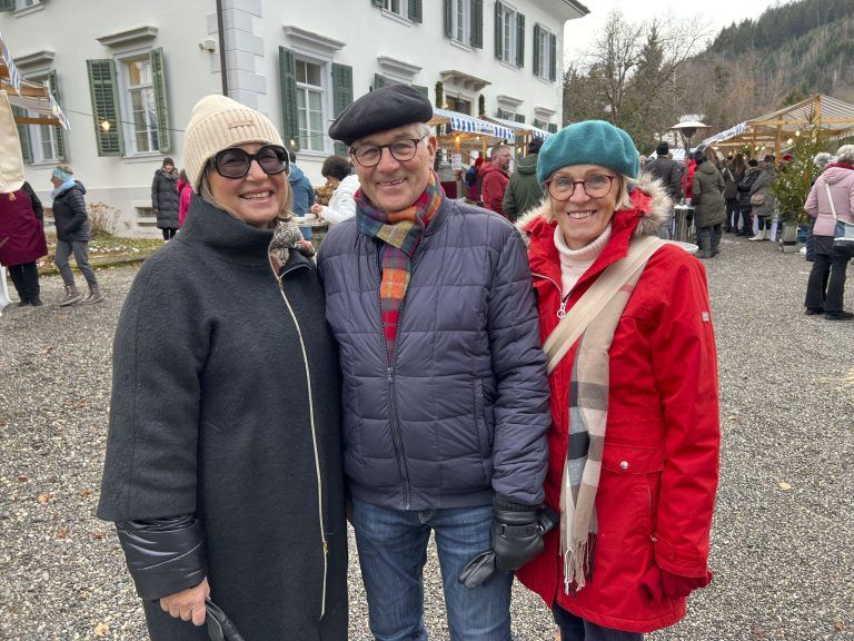 NfK Freunde: Sabine Purtscher mit Egidius und Marialis Bischofsberger