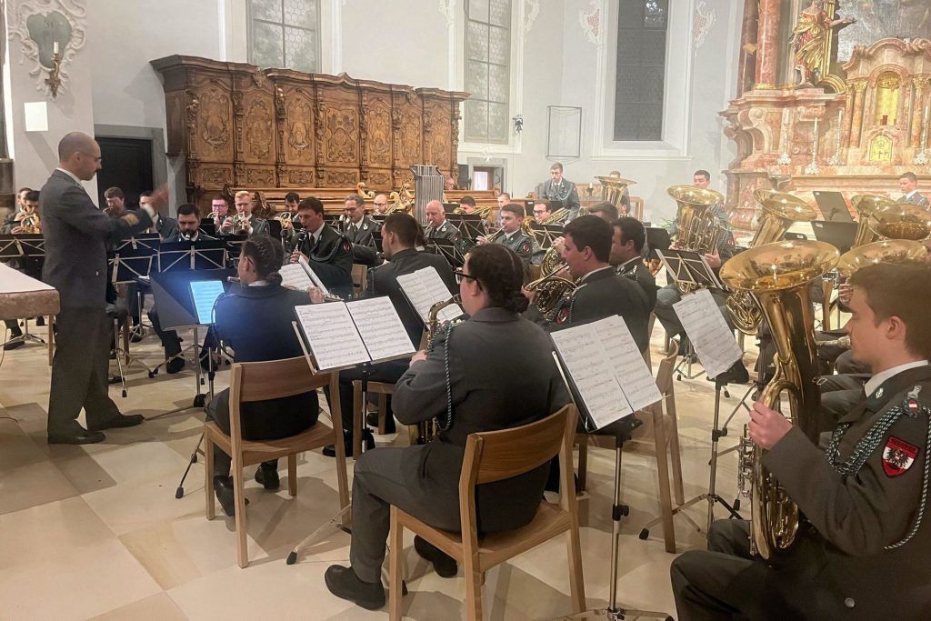 Militärmusik brillierte bei Benefizkonzert in St. Gallus