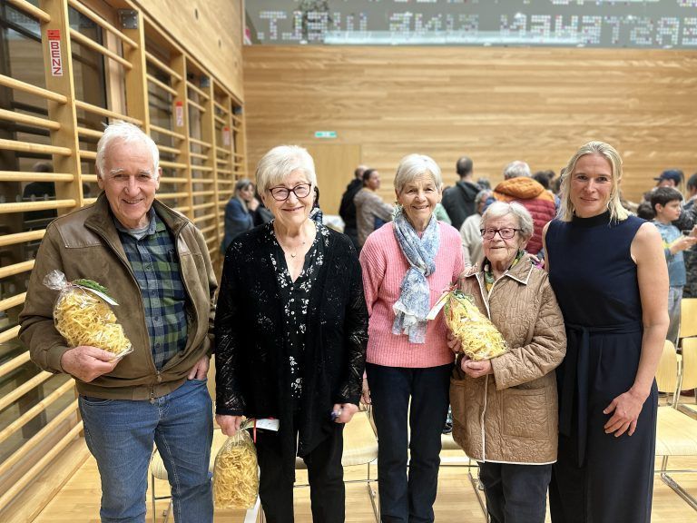 Projekt „Wir sehen dich“ wurde gefeiert: Viele Projektbeteiligte kamen persönlich zur Feier.