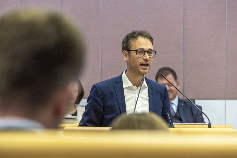 Budgetdebatte: Weltuntergang, Tunnelblick und dramatische Einschnitte