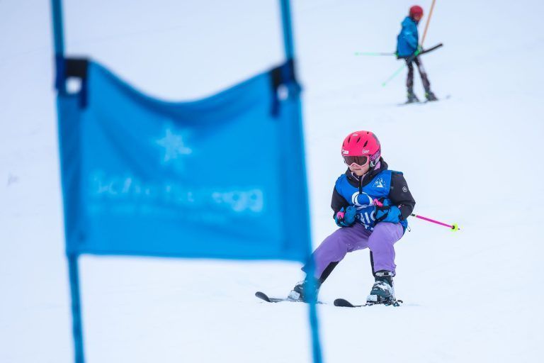 Kleine Rennläufer groß in Fahrt