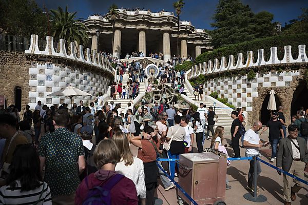 Spanien und Japan mit neuen Touristenrekorden