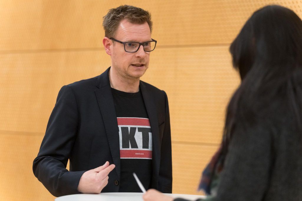 Andre Wolf von Mimikama: &#8220;Social Media ist Dauerwahlkampf&#8221;