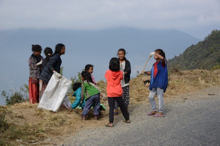 Wolfgang Bartl, Nepal, let the children walk, benefizveranstaltung