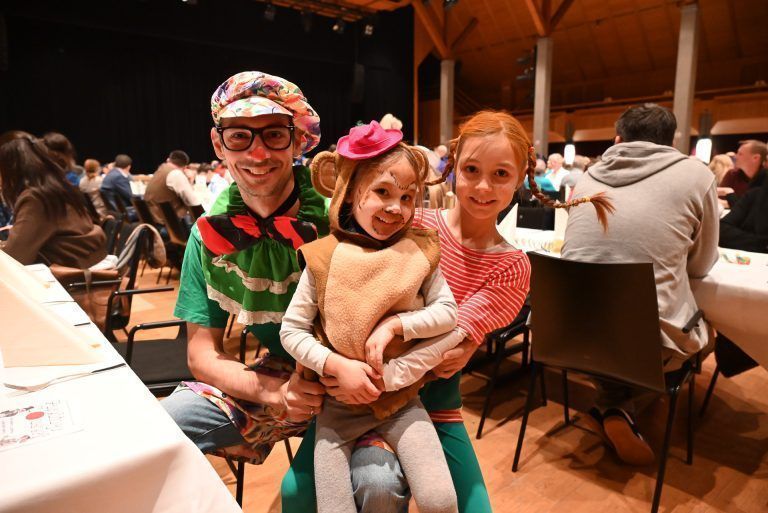 Als Greotlis kamen Fabian, Annika und Emma zum Faschingskonzert der Rheintalischen Musikschule. 