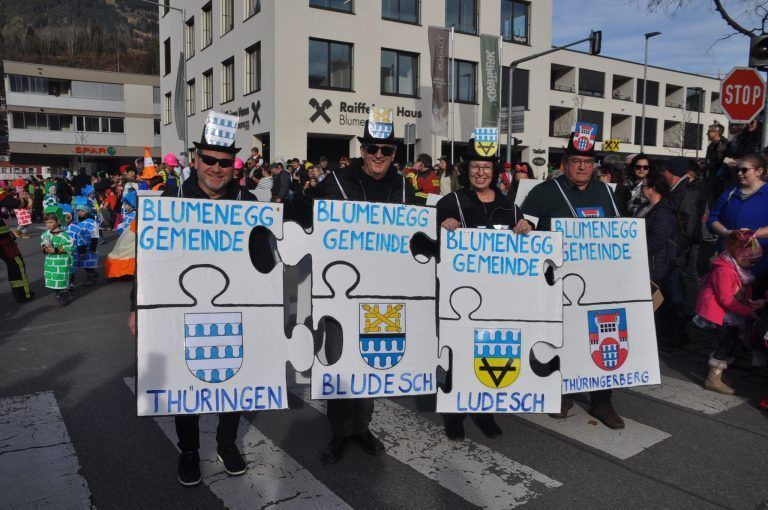 Thüringen im Faschingsfieber: Die Bürgermeisterin und die Bürgermeister der Region Blumenegg versuchten Sich im Einklang