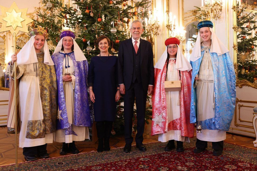 Bludescher Sternsinger beim Bundespräsident