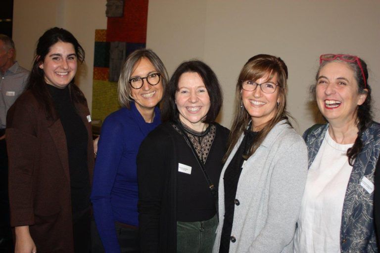 Chor imPuls Obfrau Sabine Jordan (2.v.r.) zusammen mit seinen charmanten Frauen vom Bresner Verein.