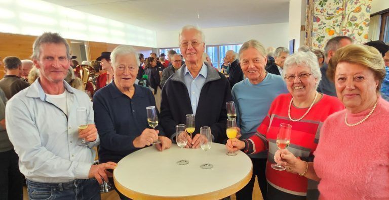 Gute Stimmung beim Neujahrsempfang des Bürgermeisters in Lochau: Josef Pfanner, Gebhard Rimmele, Wolfgang Bernhard, Konrad Fessler, Annemarie Bernhard und Christl Gerhalter.