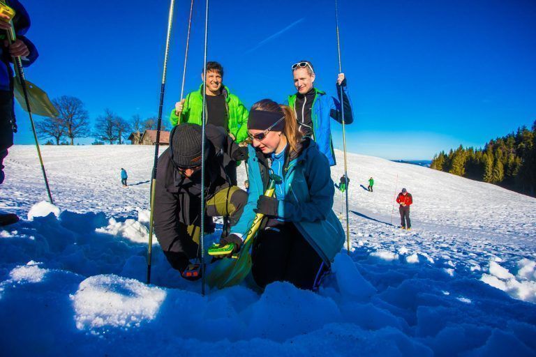 Lawinenverschüttete richtig suchen