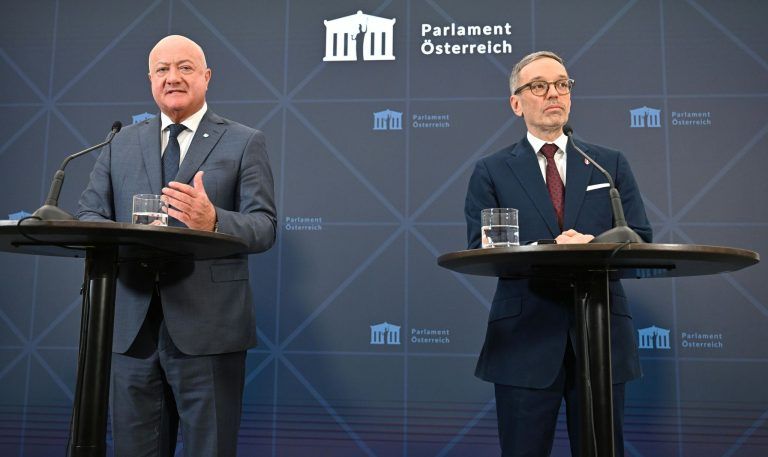 „FPÖ muss sich zur Mitte bewegen“
