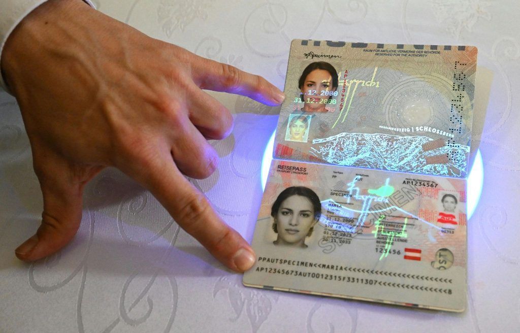 Höhere Gebühren: Wie viel mehr für Pass und Führerschein bezahlt werden muss