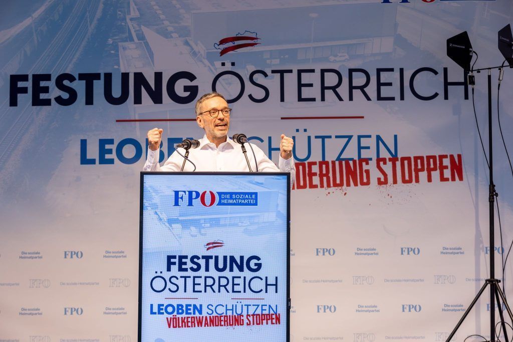 Blau-Schwarze Asylpolitik: Sparen auf Kosten der Schwächsten?