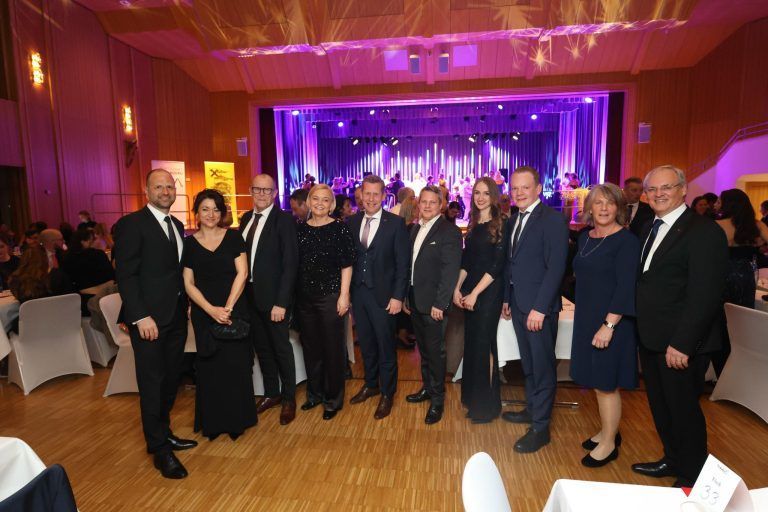 Treffpunkt Wirtschaftsball Walgau