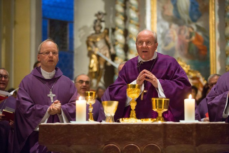 Bischofskonferenz Messe