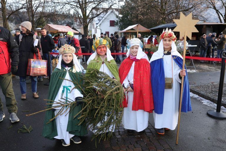 Christbaum Weitwurf