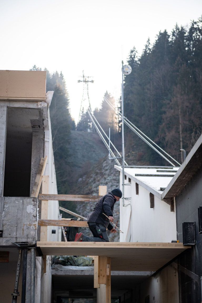Umbau Karrenseilbahn Dornbirn, Baustelle