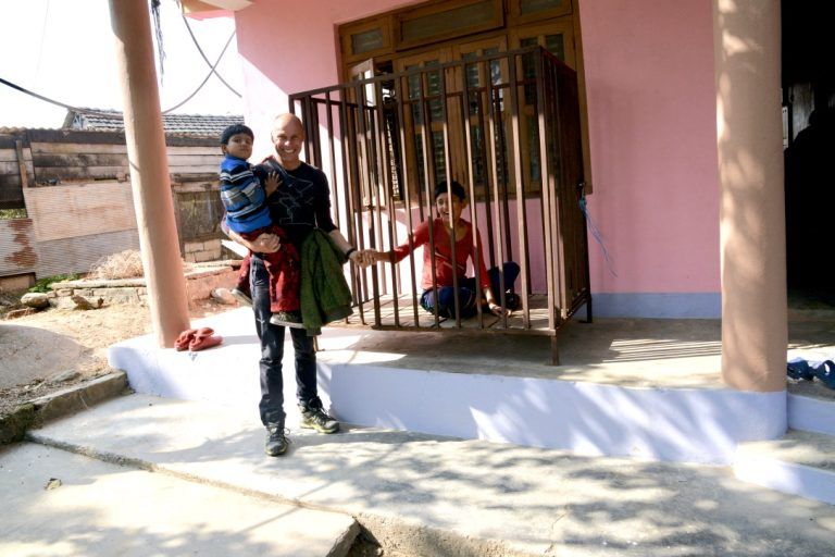 Wolfgang Bartl, Nepal, let the children walk, benefizveranstaltung