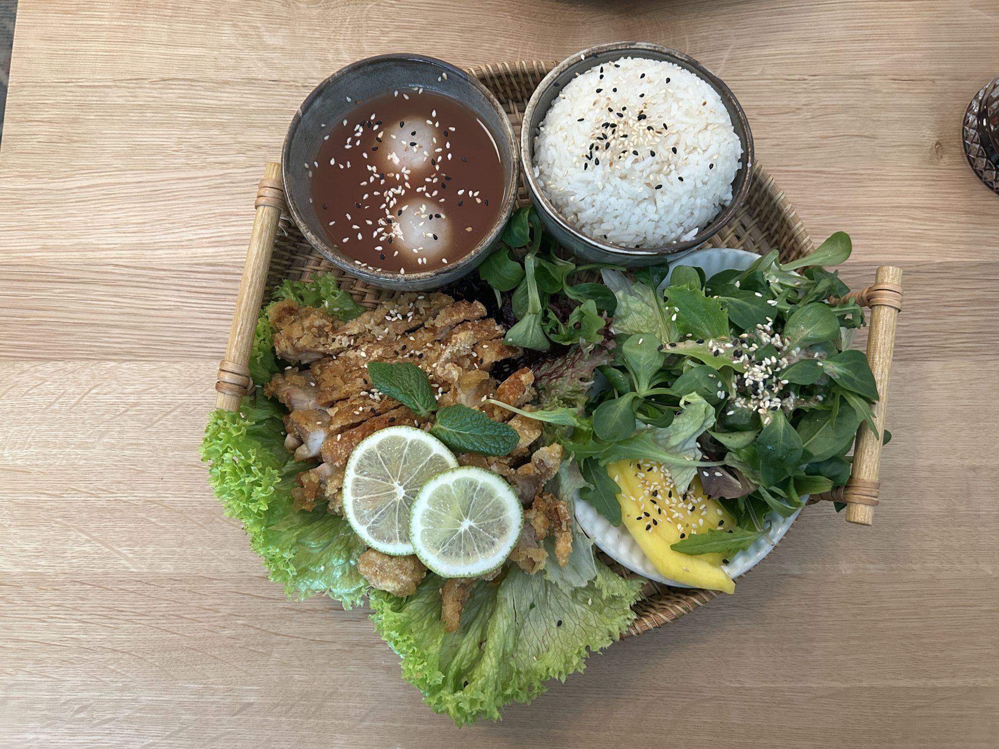 Xinyu Du, Mint Asian Restaurant & Bar, Feldkirch, Innenstadt