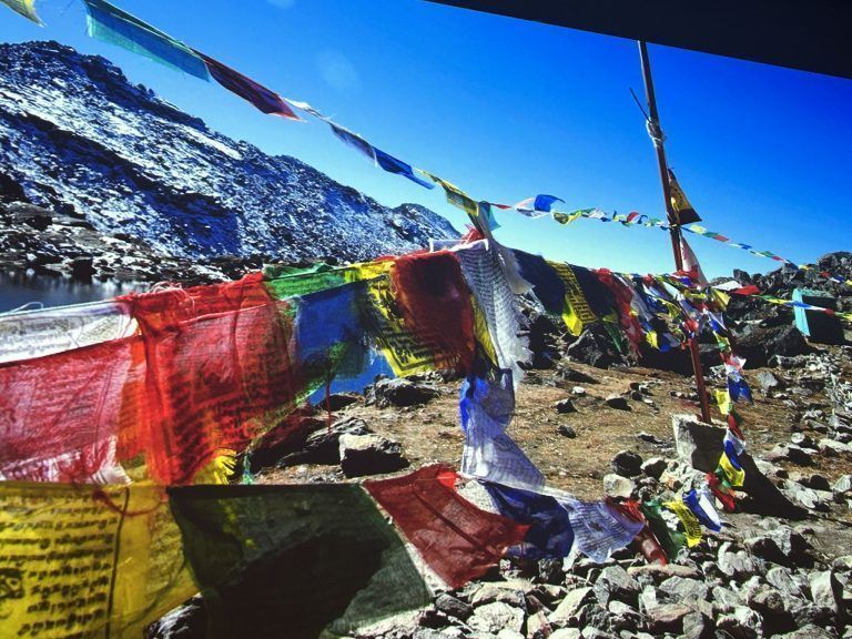 Benefizveranstaltung Nepal Wolfgang Bartl let the children walk