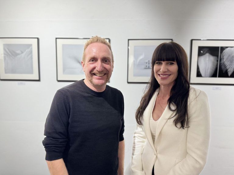Vernissage Minimalist