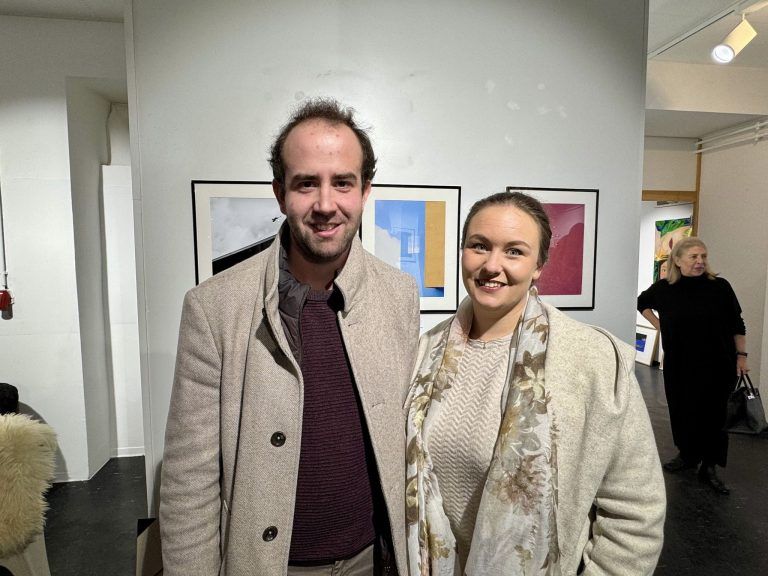 Vernissage Minimalist