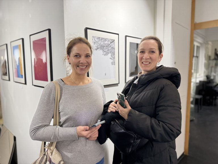 Vernissage Minimalist