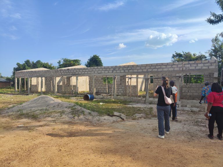 Schulbau Gunz Elfenbeiküste