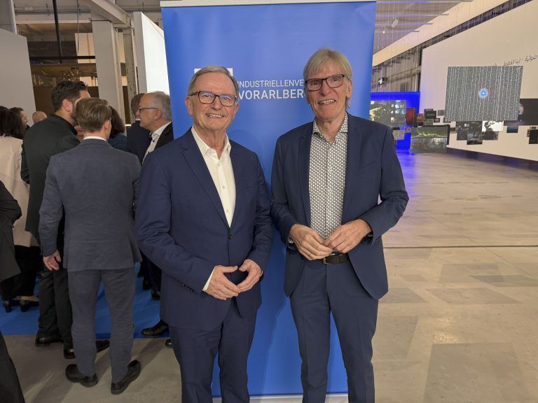 WK Präs. Karlheinz Kopf mit seinem Vorgänger Wilfried Hopfner