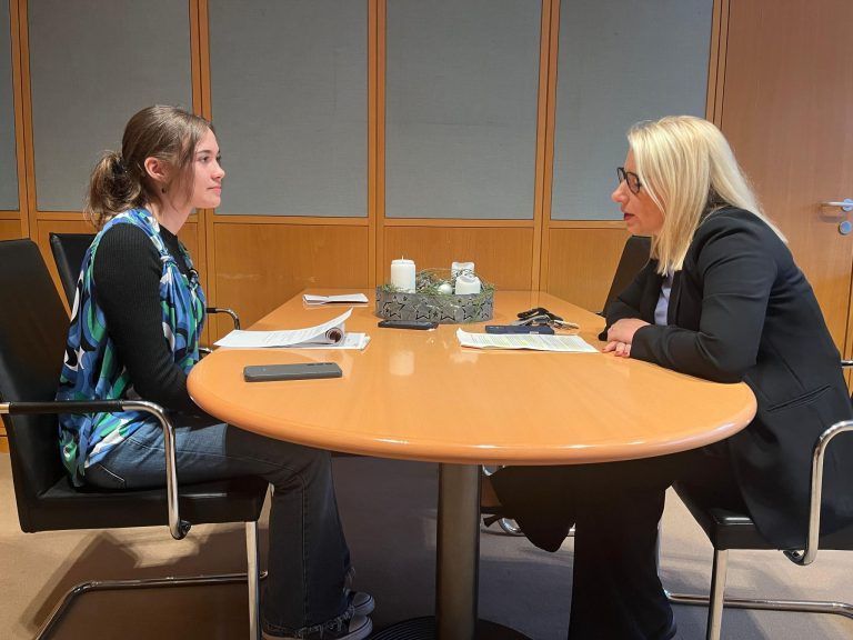 Jugendinterview Amanda Raimund Nicole Hosp