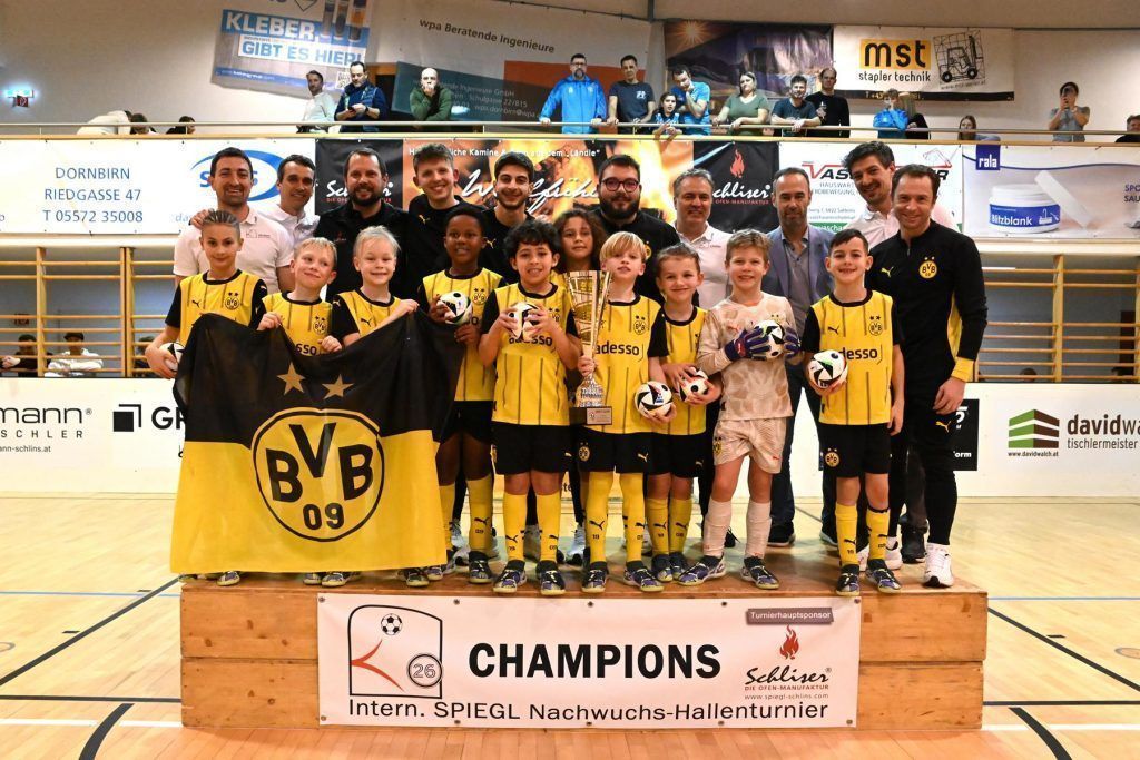 Borussia Dortmund kürt sich zum neuen Champion im Wiesenbachsaal