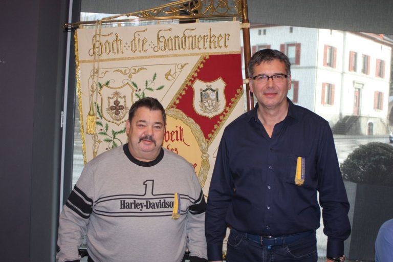 Lange Tradition trifft auf glorreiche Zukunft: Michael Geisinger wurde für 50 Jahre Mitglied geehrt.