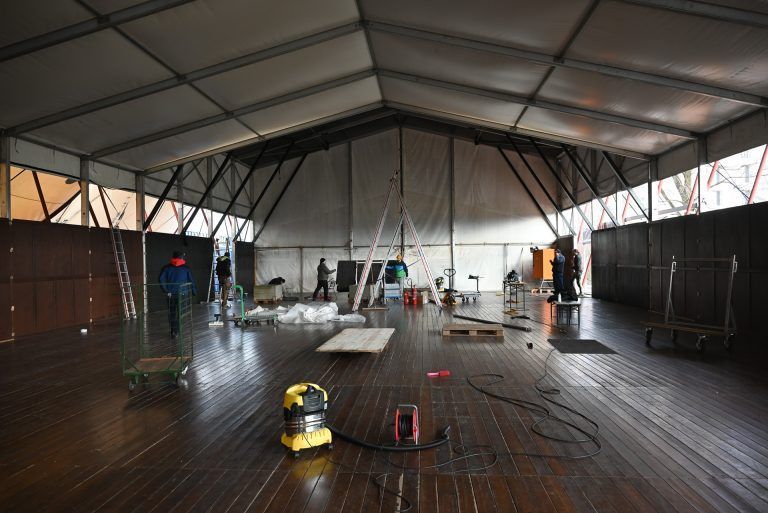 Vorhang zu beim Freudenhaus: Am Samstag herrschte reges Treiben im Freudenhaus.