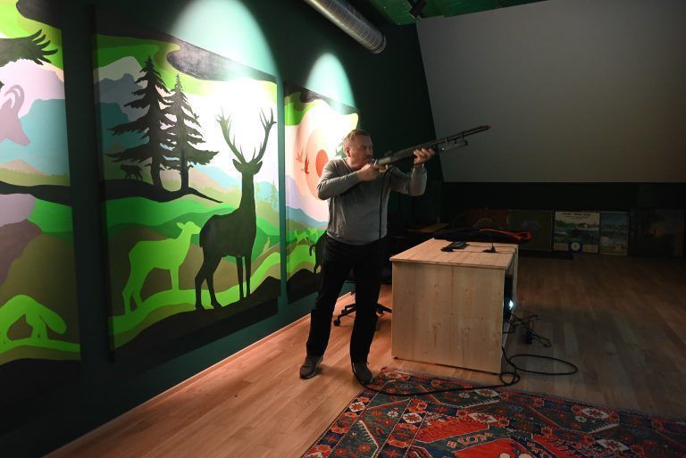 Neues Schützenhaus Rheintal begeistert : Alle gängigen Kaliber und deren Ballistik sind in der Software hinterlegt. So können die Schützen mit "ihrer" Waffe trainieren.