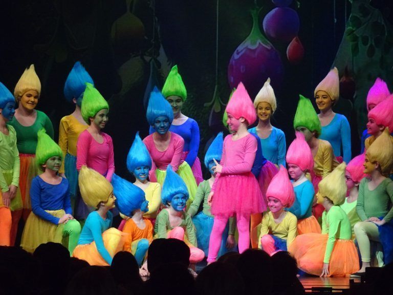 Vor allem die Mühlebacher Tanzgruppen bewiesen wieder sehr viel Kreativität.