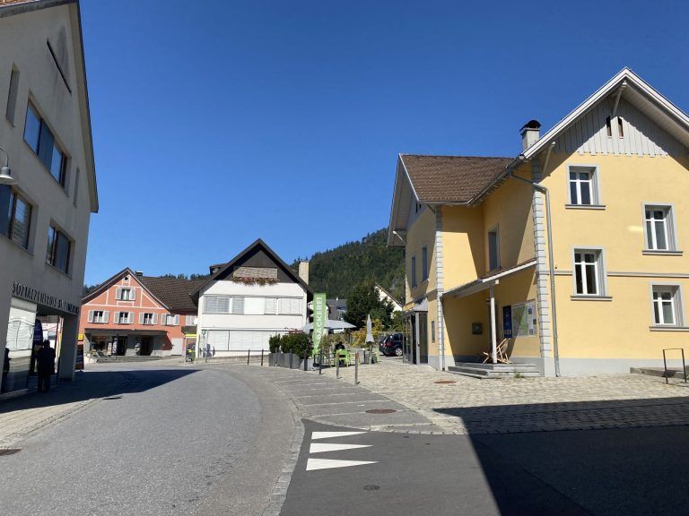 Ortszentrum Nüziders, Tempo 30, Verkehr, Pfarrkirche St. Viktor