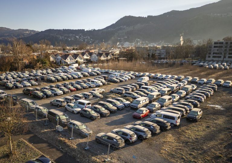 Parkplatz mit 10.000 Quadratmetern: Wo Vorarlbergs größtes Autolager entsteht