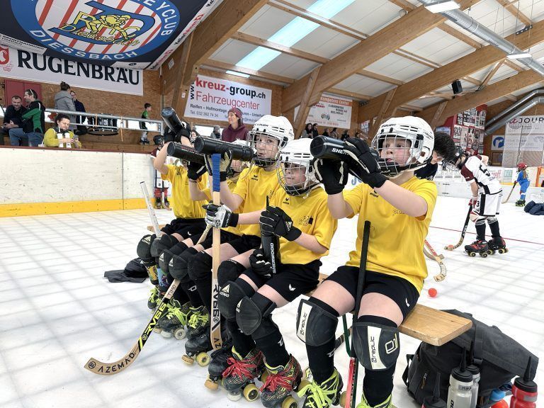 Rollhockey-Nachwuchs glänzt bei Turnier: Die U9 des RHC Dornbirn präsentierte sich von ihrer besten Seite.
